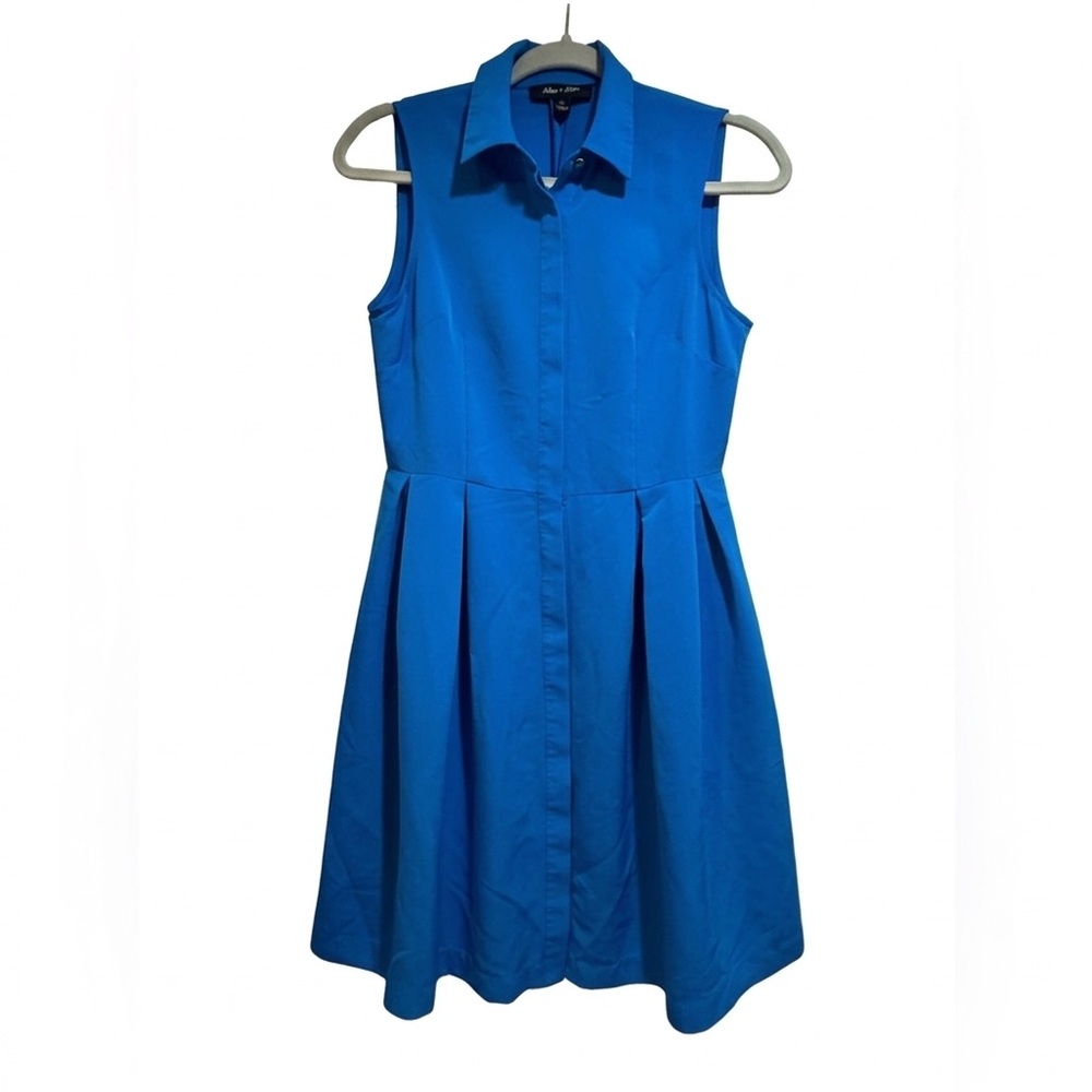 Sleeveless Blue Dress - Picture 2 of 5